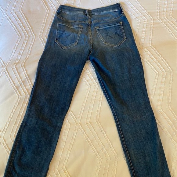 MOTHER: High Waisted Looker Ankle Fray - Picture 6 of 6